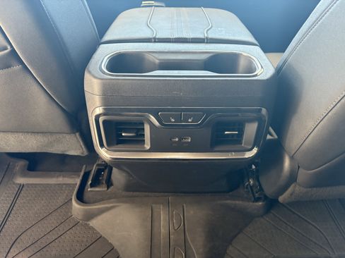 Used 2023 Chevrolet Silverado 1500 High Country w/ Technology Package image 19