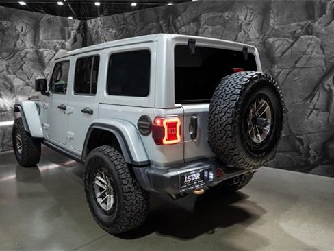 Used 2024 Jeep Wrangler Rubicon 392 image 22