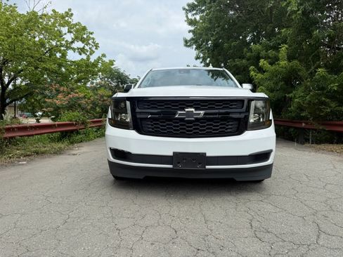 Used 2019 Chevrolet Tahoe LT AWD/4WD image 3