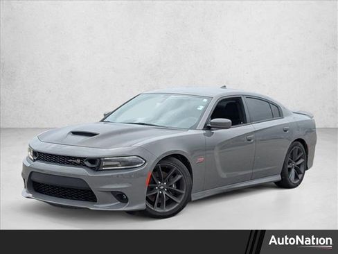 Used 2019 Dodge Charger Scat Pack w/ Navigation & Travel Group image 1