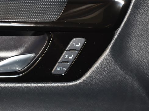 Used 2023 Honda CR-V EX-L image 33