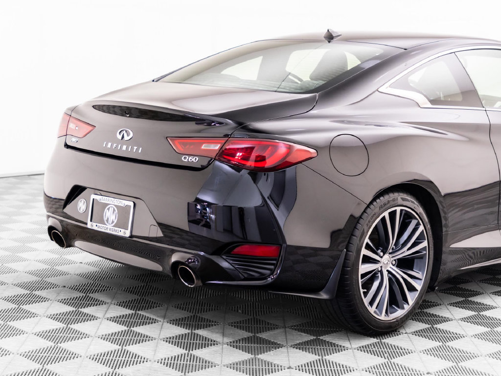 Used 2017 INFINITI Q60 2.0t w/ Premium Plus Package 2.0T AWD/4WD image 37