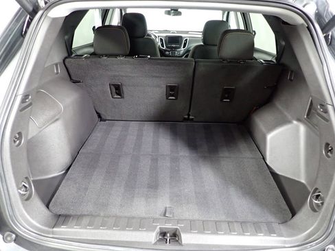 Used 2021 Chevrolet Equinox LT image 17