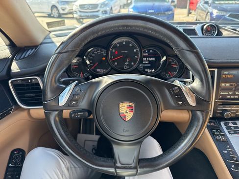 Used 2016 Porsche Panamera 4 Edition w/ Premium Package Plus image 10