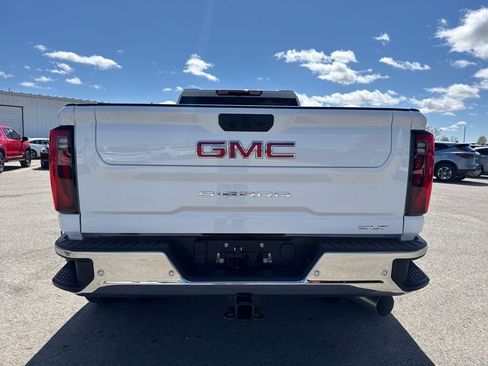 New 2026 GMC Sierra 3500 SLT w/ SLT Convenience Package AWD/4WD image 5
