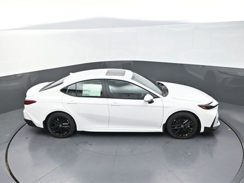 New 2026 Toyota Camry SE image 26