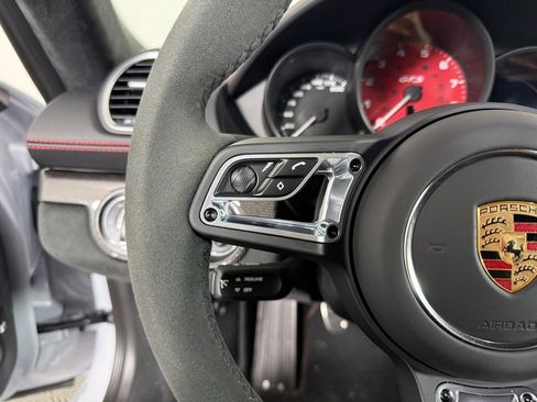 Certified 2025 Porsche 718 Cayman GT4 image 24