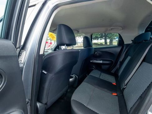 Used 2016 Nissan Juke S image 16