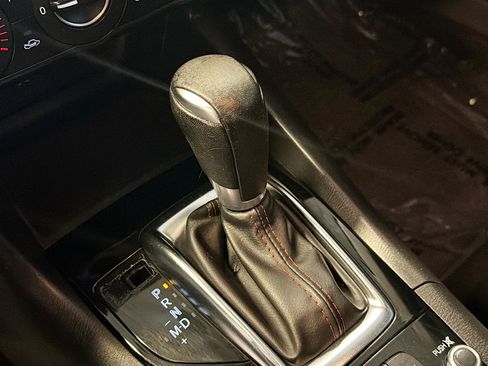 Used 2015 MAZDA MAZDA3 i Touring image 24