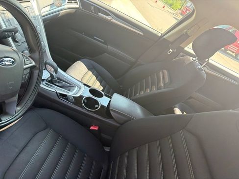 Used 2013 Ford Fusion SE FWD image 14