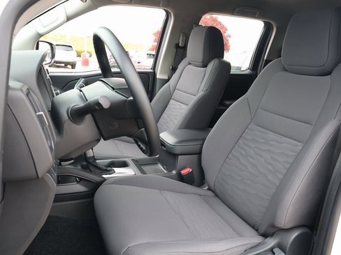 Used 2025 Nissan Frontier S w/ S Utility Package image 28