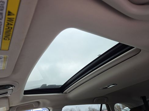 Used 2021 Subaru Outback Touring XT image 27