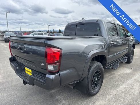 Used 2021 Toyota Tacoma SR5 image 7