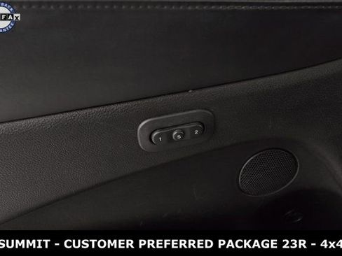 Used 2017 Jeep Grand Cherokee Summit w/ Skid Plate Group image 19