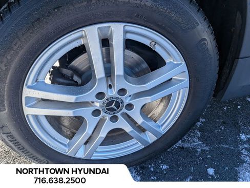 Used 2021 Mercedes-Benz GLA 250 4MATIC image 42