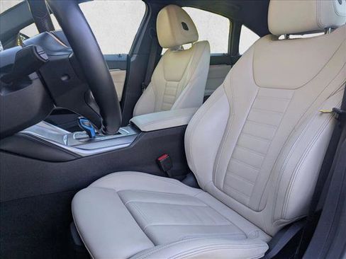 Used 2023 BMW i4 eDrive40 w/ M Sport Package image 17