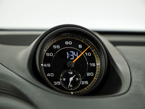 Used 2021 Porsche 718 Cayman GT4 image 14