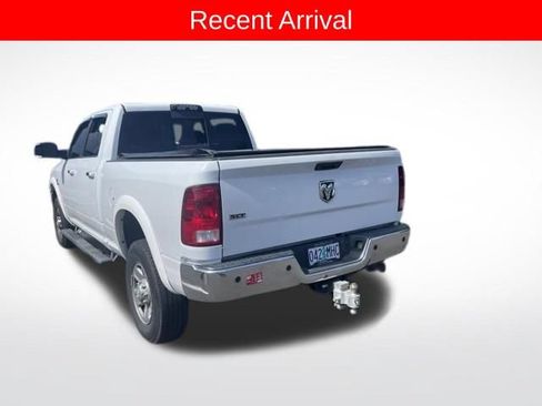 Used 2014 RAM 3500 SLT w/ Luxury Group AWD/4WD image 2