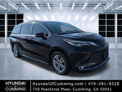 Used 2022 Toyota Sienna Platinum
