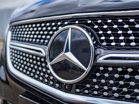 Used 2023 Mercedes-Benz Metris Passenger image 12