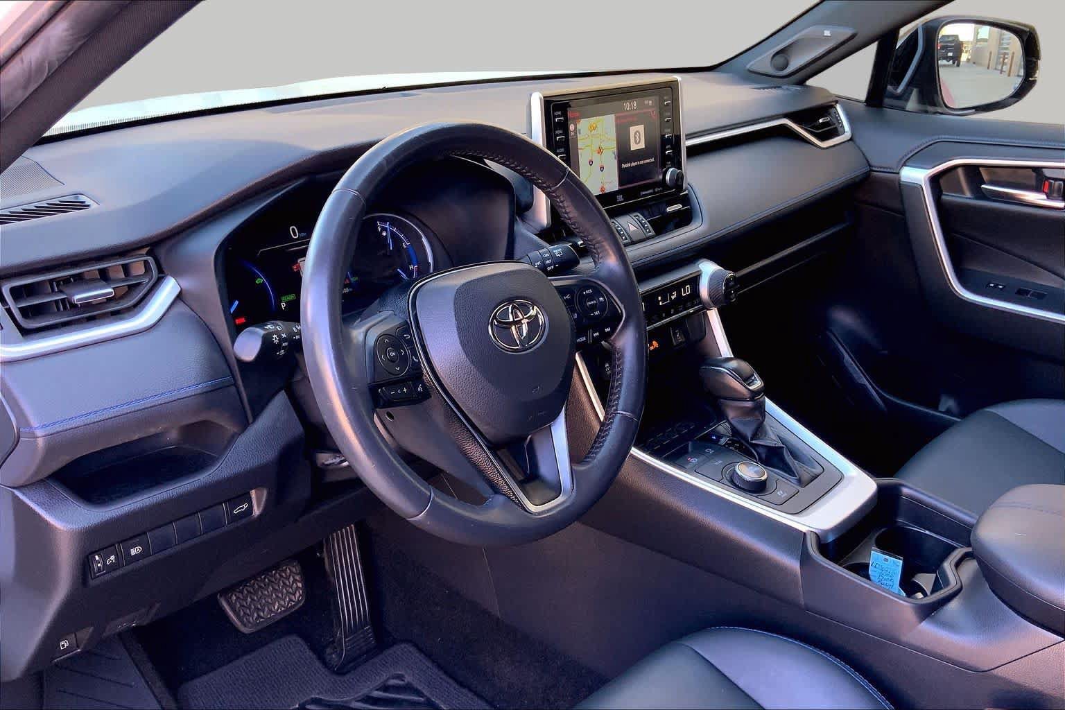 Used 2020 Toyota RAV4 XSE AWD/4WD image 18