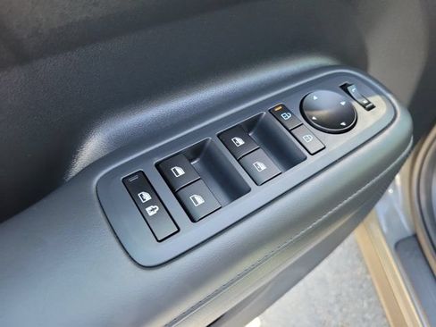 Certified 2026 Hyundai Santa Fe SEL FWD image 16