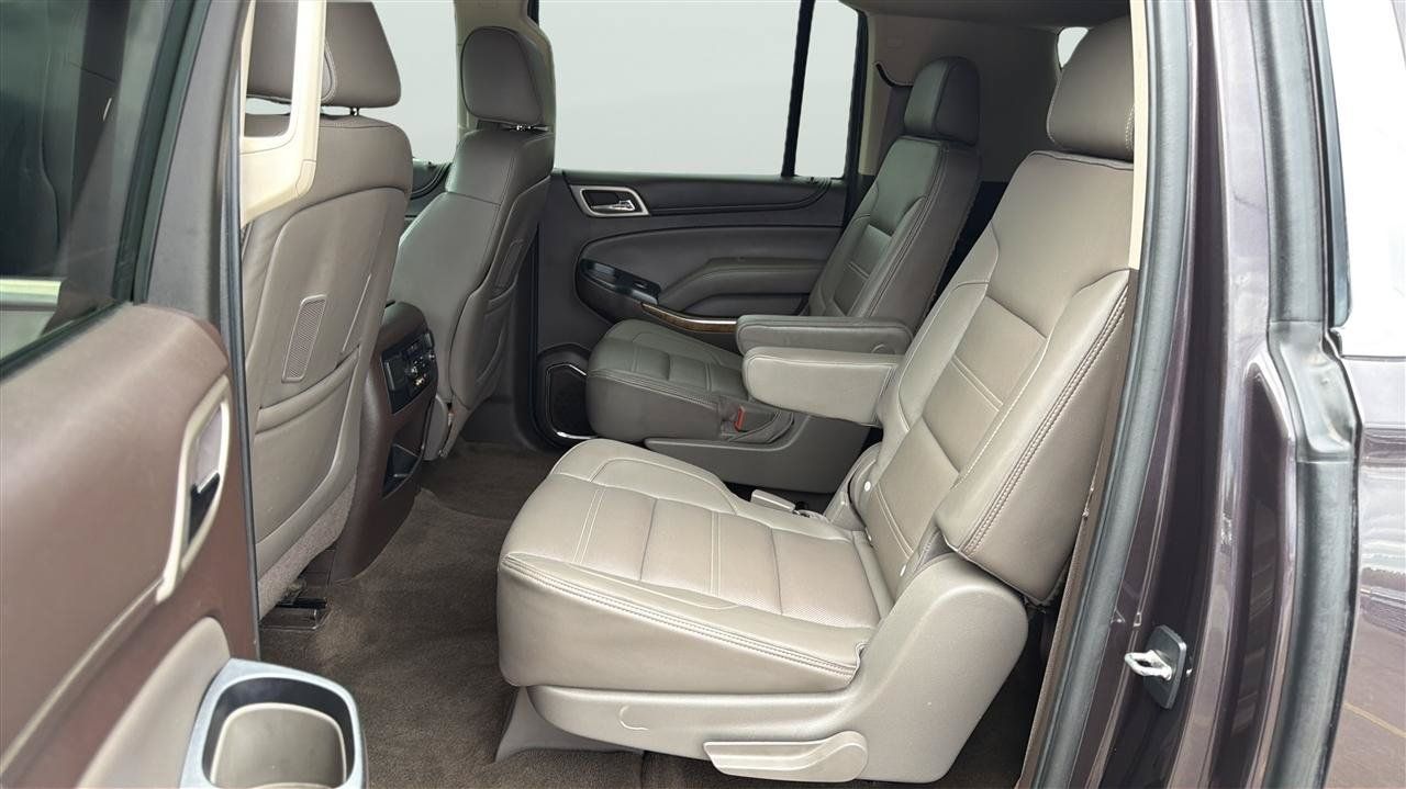 Used 2015 GMC Yukon XL Denali w/ Premium Package AWD/4WD image 19