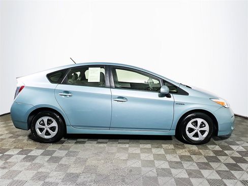 Used 2012 Toyota Prius Two image 9