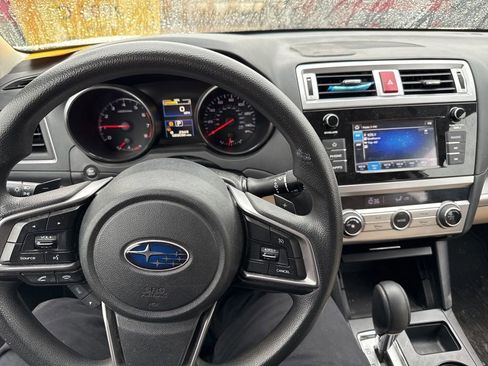 Used 2018 Subaru Outback 2.5i image 13