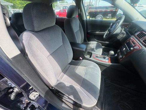 Used 2008 Chevrolet Impala LT FWD image 10