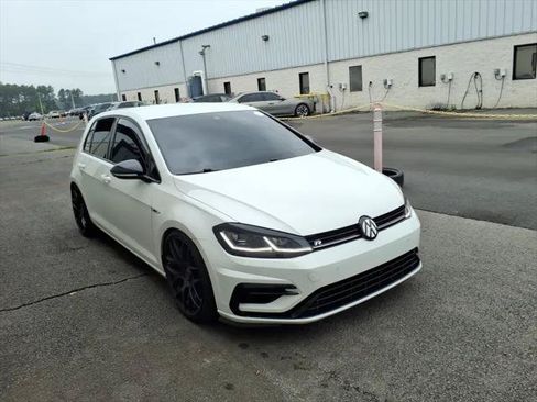 Used 2018 Volkswagen Golf R 4-Door AWD/4WD image 6