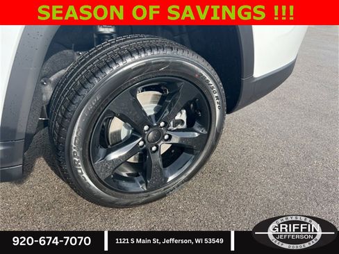 New 2025 Jeep Grand Cherokee L Limited w/ Luxury Tech Group II image 13