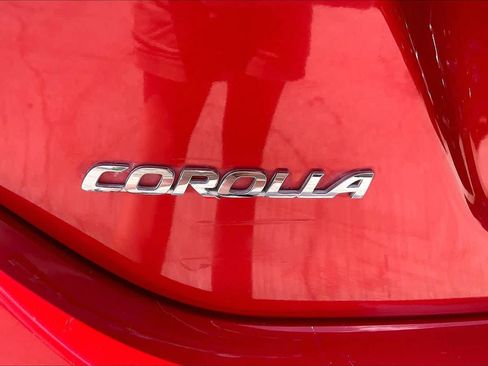 Used 2014 Toyota Corolla S FWD image 30