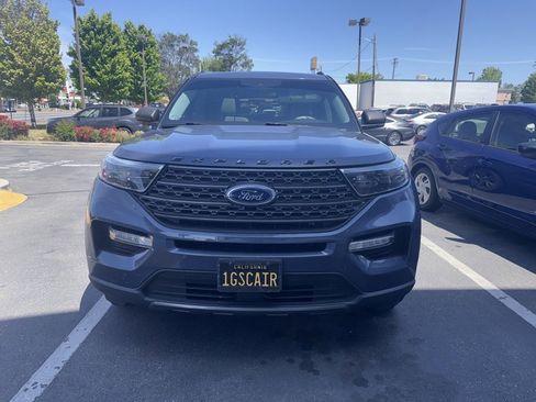 Used 2021 Ford Explorer XLT w/ Equipment Group 202A AWD/4WD image 1