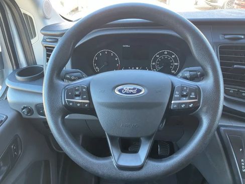 Used 2024 Ford Transit 250 Medium Roof w/LWB Van 3D image 14