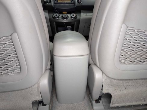 Used 2012 Toyota RAV4 4WD w/ Upgrade Value Pkg image 21