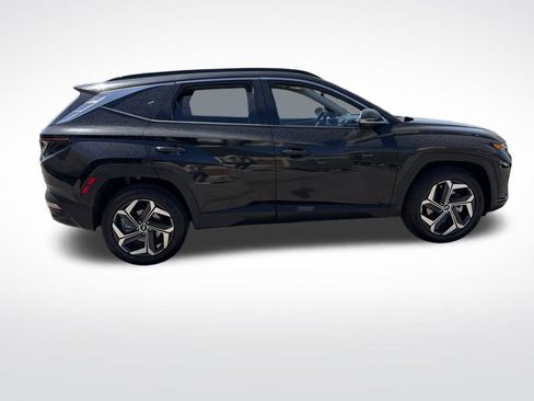 Used 2022 Hyundai Tucson Limited w/ Cargo Package AWD/4WD image 6
