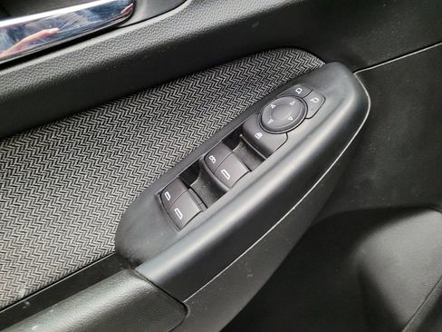 Used 2021 Chevrolet TrailBlazer LT w/ Convenience Package FWD image 27