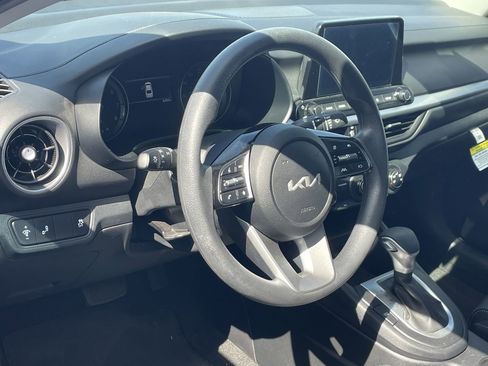 Certified 2024 Kia Forte LXS w/ LXS Technology Package FWD image 5