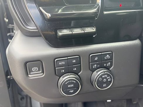 Used 2023 Chevrolet Silverado 1500 ZR2 w/ Technology Package AWD/4WD image 13