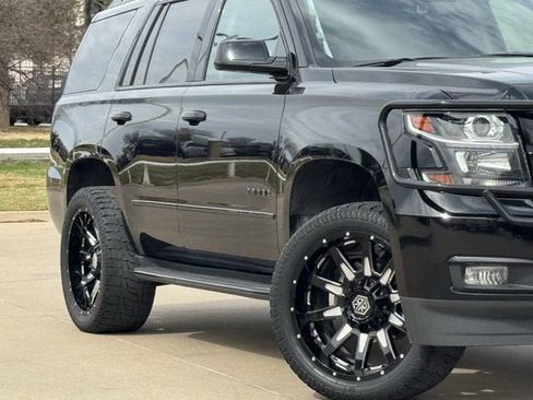 Used 2019 Chevrolet Tahoe Premier w/ RST Edition image 3