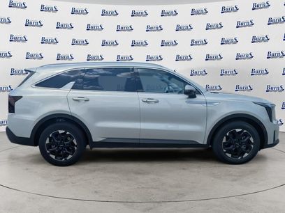 New 2026 Kia Sorento S w/ S Panoramic Sunroof Package