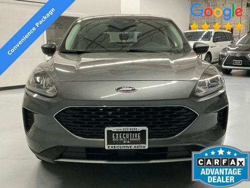 Used 2022 Ford Escape SE w/ Convenience Package FWD image 2