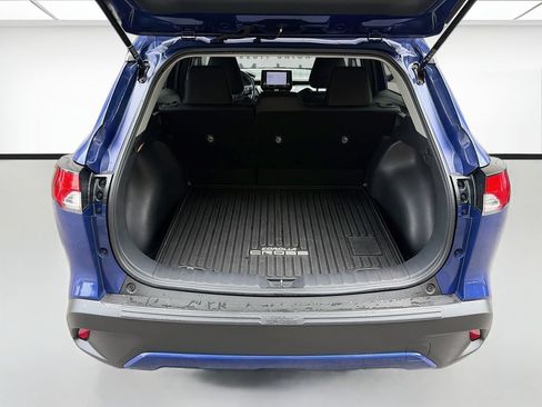 Used 2022 Toyota Corolla Cross LE AWD/4WD image 24