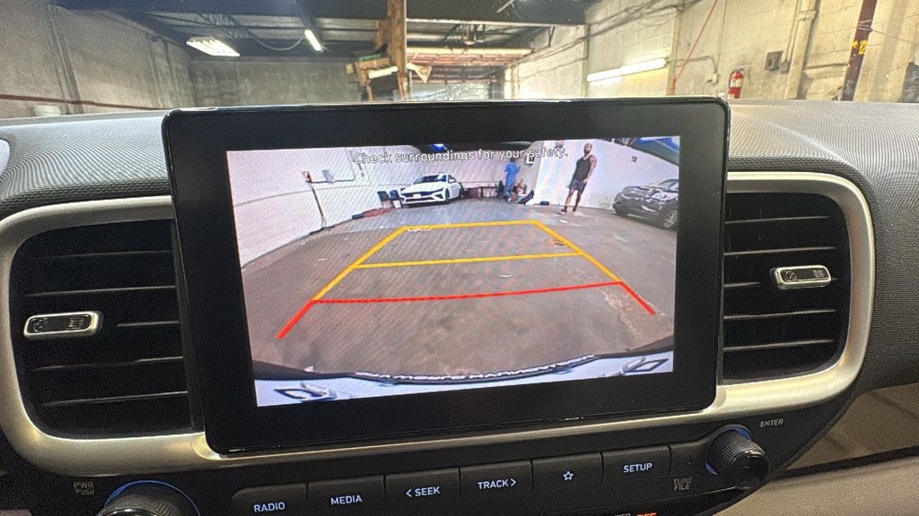 Used 2022 Hyundai Venue SEL w/ Cargo Package FWD image 26