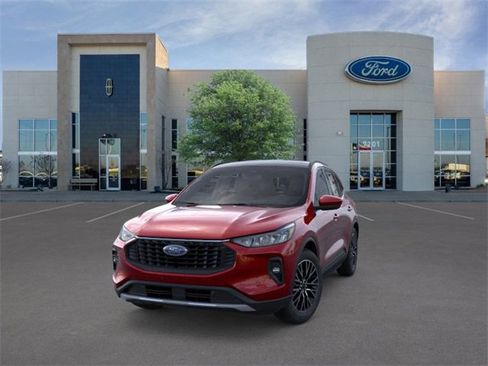 New 2026 Ford Escape SE w/ Class II Trailer Tow Package image 2