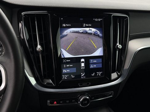 Used 2020 Volvo S60 T6 R-Design image 15