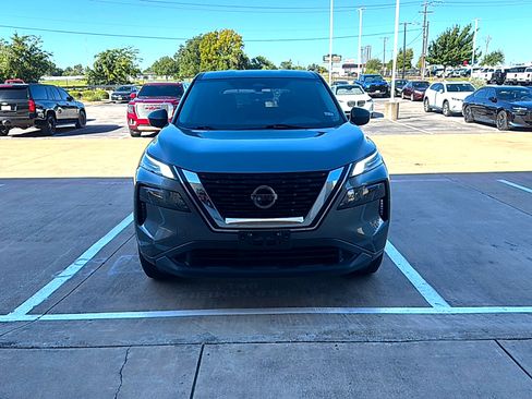 Used 2021 Nissan Rogue S FWD image 3