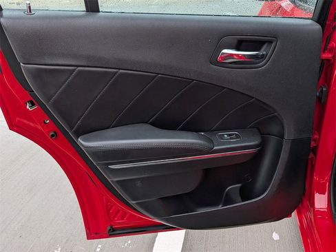 Used 2014 Dodge Charger R/T image 23