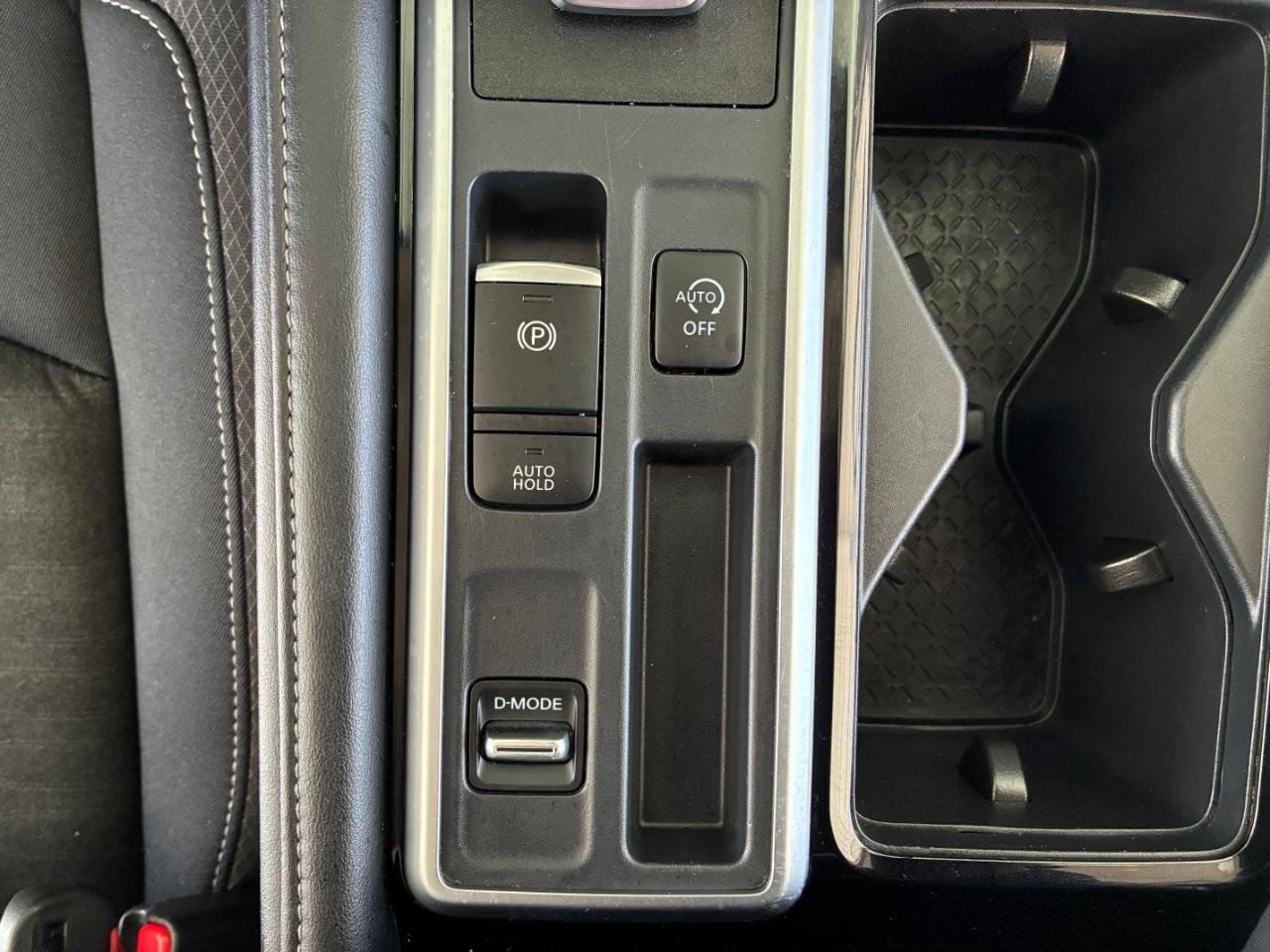 Used 2024 Nissan Pathfinder SV FWD image 26